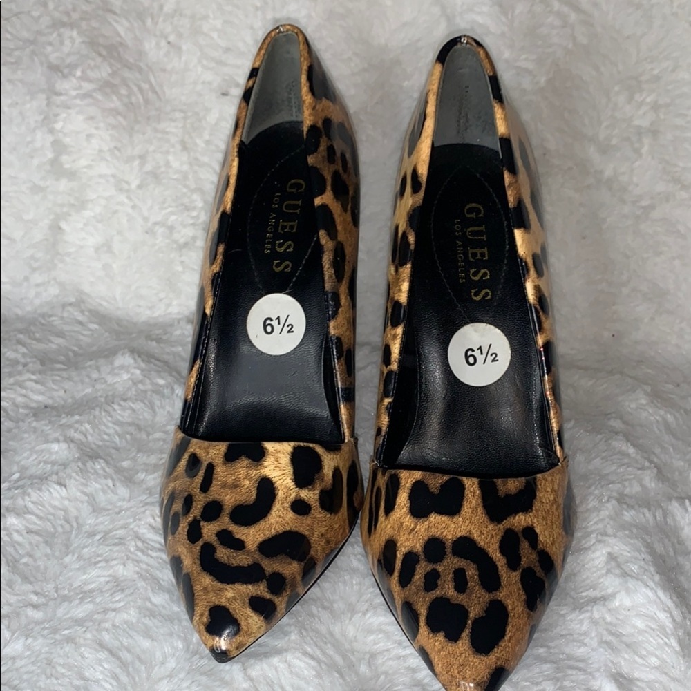 Like new Guess Women's Leopard Print Heels